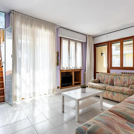 Two-Levels Apartment With Terrace And Parking Viareggio Exterior photo