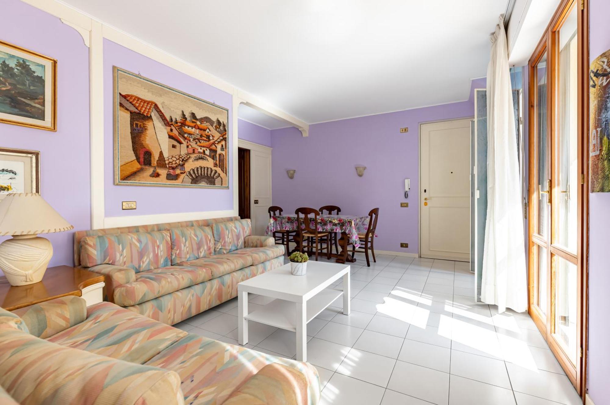 Two-levels With Terrace And Parking Viareggio