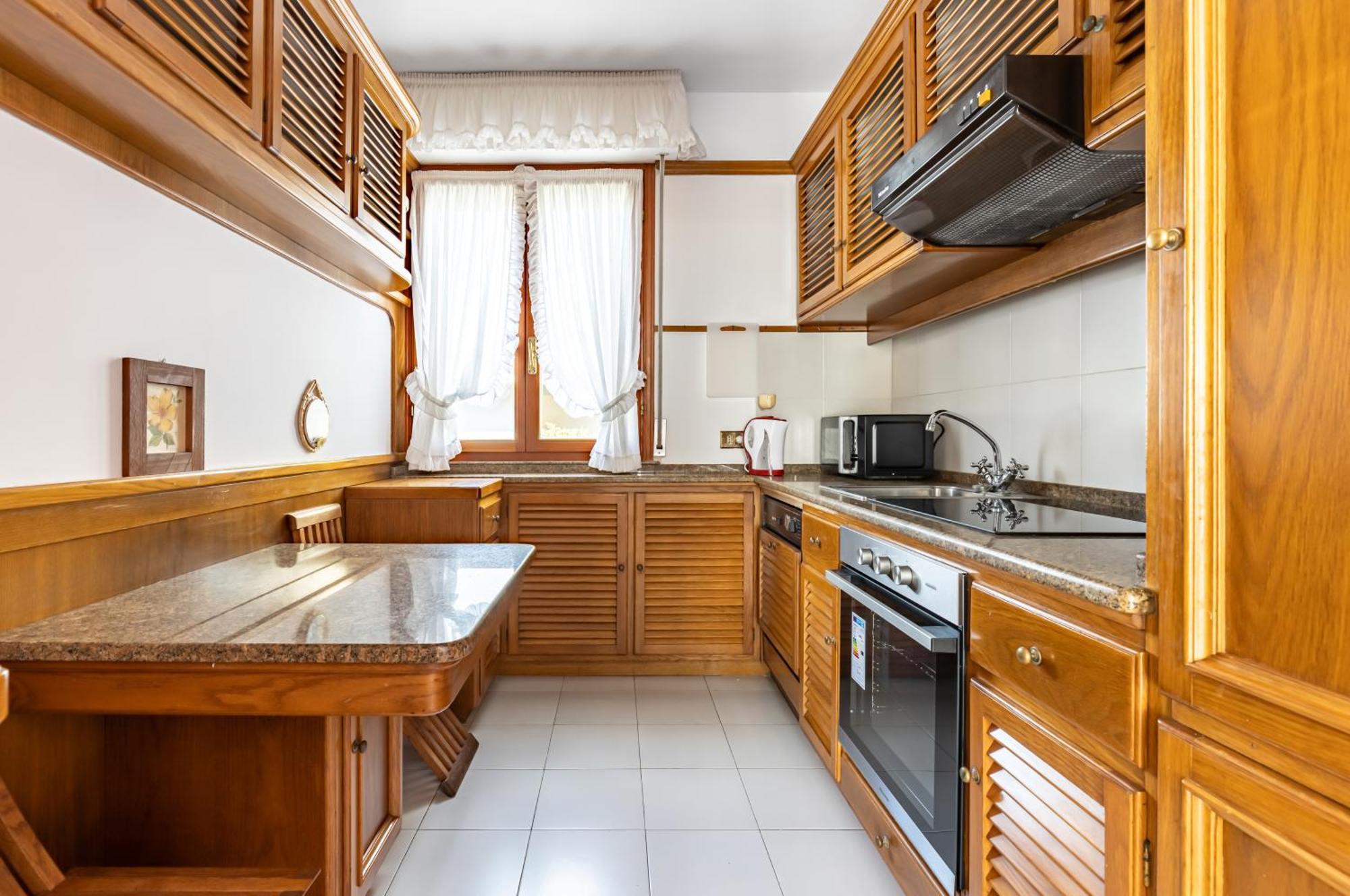 Two-levels With Terrace And Parking Apartment *